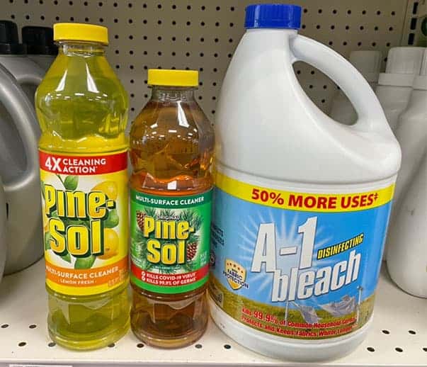 can you mix Pine Sol and bleach