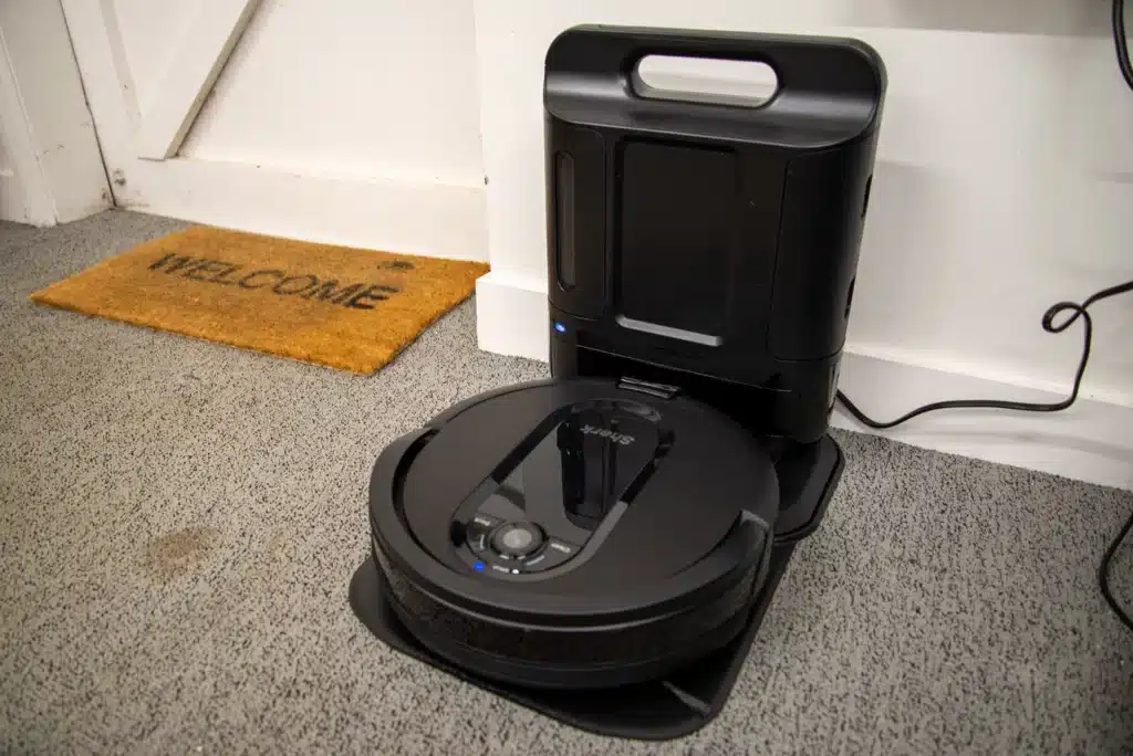 Why Does Your Shark Robot Vacuum Keeps Returning to Dock