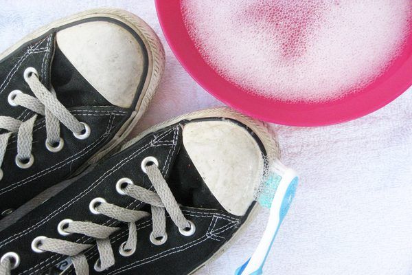 What Do You Need To Clean Black Converse All Stars