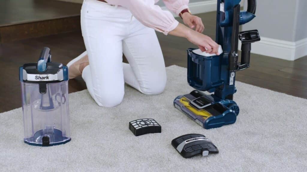 how to Take apart your vacuum