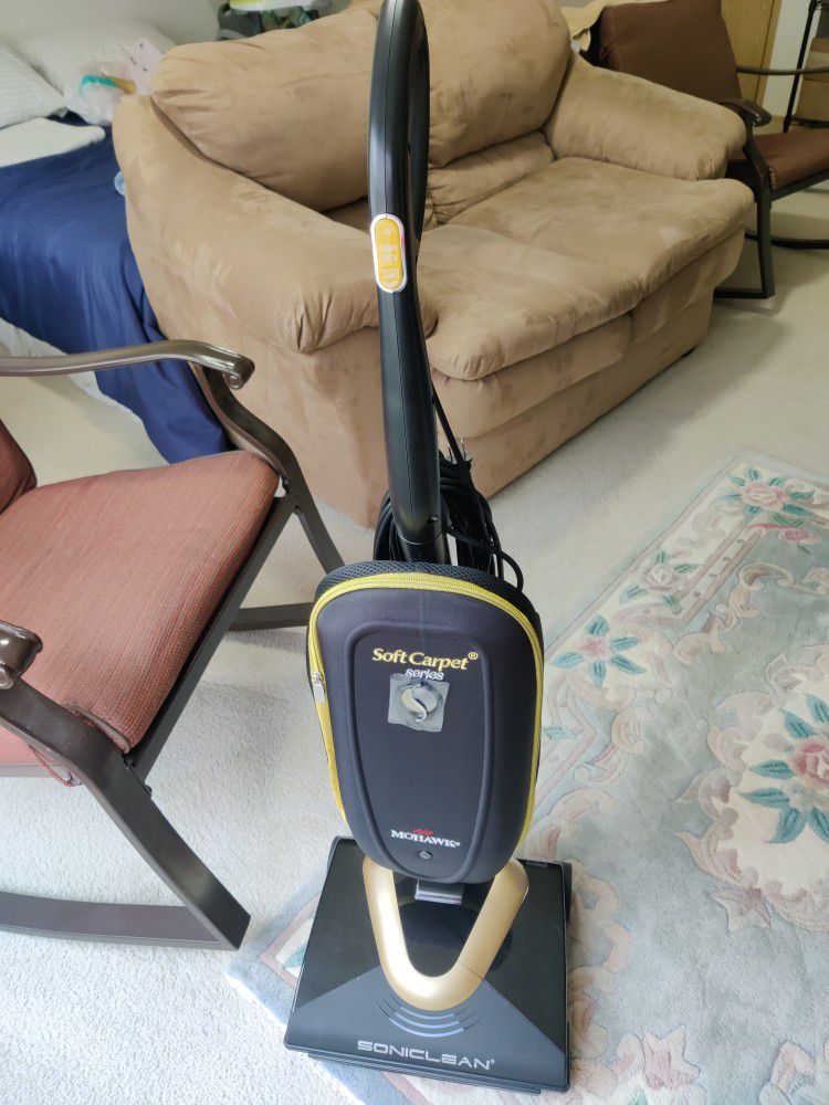 Soniclean Soft Carpet Upright Vacuum